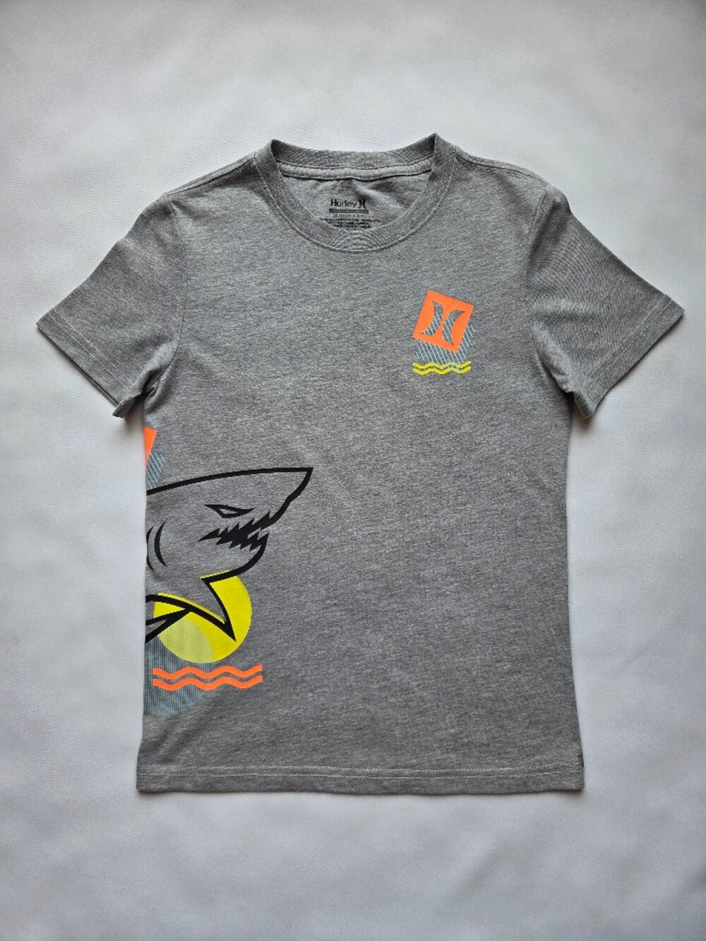 Hurley Kids Gray T-Shirt(size Small- 8-10yrs)